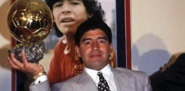 Diego Armando Maradona / X