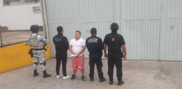 Agentes policiacos cumplimentaron la orden de reaprehensión.