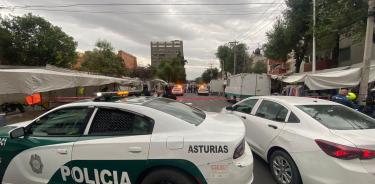 Balacera deja un muerto y tres heridos en tianguis de la colonia Tránsito