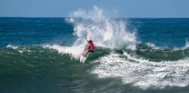 Alan Cleland campeón mundial en surf en 2023