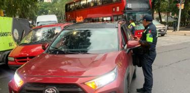 Aplican 29 multas y envían 8 motos al corralón por invadir el carril del Metrobús