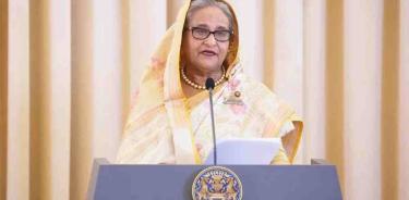 La primera ministra de Bangladesh, Sheikh Hasina, dimitió este lunes y abandonó el país