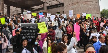 En el primer minuto de este lunes arrancó el paro de labores de trabajadores del Poder judicial