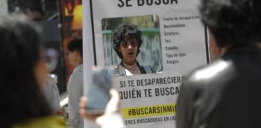 Voluntarios y activistas participan en el lanzamiento de la campaña y el informe ‘Buscar Sin Miedo’