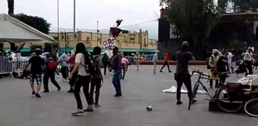 Autoridades reprimen protesta en Xochimilco