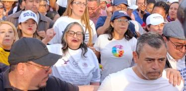 Norma Piña, ministra presidenta de la SCJN y del CJF, camina y corea: “¡El Poder Judicial no va a caer, no va a caer, no va a caeeer!”