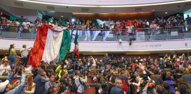 Manifestantes irrumpieron en el pleno del Senado cuando estaba la discusión de la Reforma al Poder Judicial