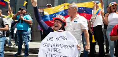 Venezolanos protestan en Caracas contra el fraude electoral