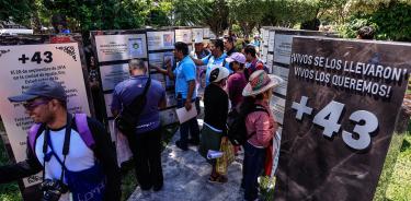 Familiares y normalstas de Ayotzinapa inauguraron el memorial de la “Verdad y Justicia” para recordar quje la tragedia sigue sin resolverse/