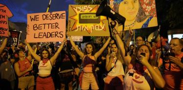 Familiares de los rehenes en Gaza en una nueva manifestación en Tel Aviv, la noche del sábado para exigir la liberación y rechazar el liderazgo de Netanyahu