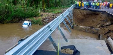 Árboles, caídos, socavones e infraestructura dañada dejó 