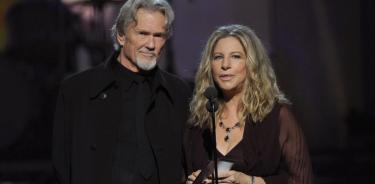 Kris Kristofferson y Barbra Streisand.