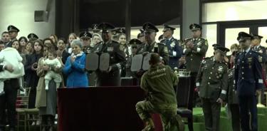 En ceremonia inédita el general Luis Cresencio Sandoval entregó el mando al general Ricardo Trevilla Trejo/