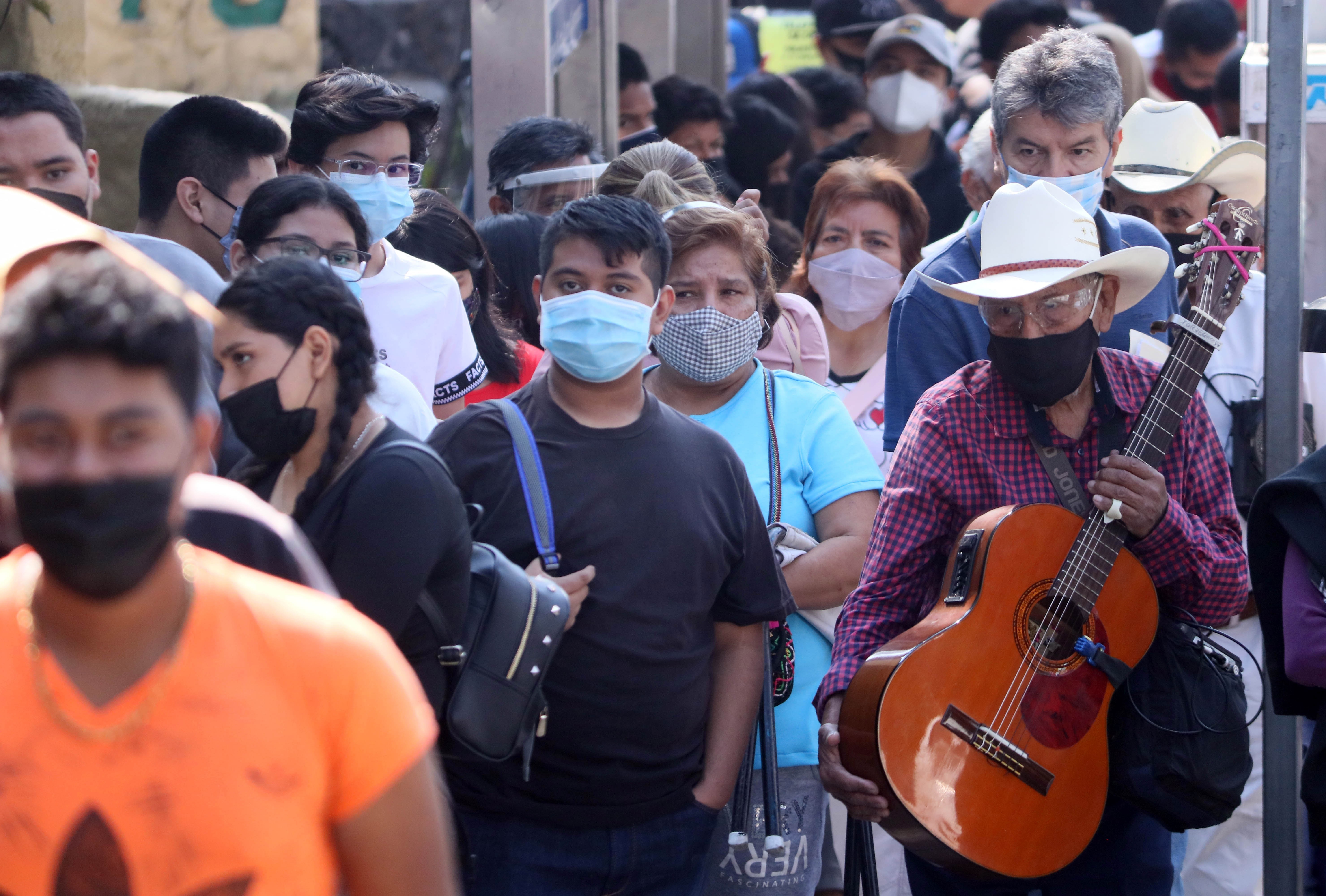 IMSS llama a la población a redoblar medidas sanitarias para prevenir enfermedades respiratorias